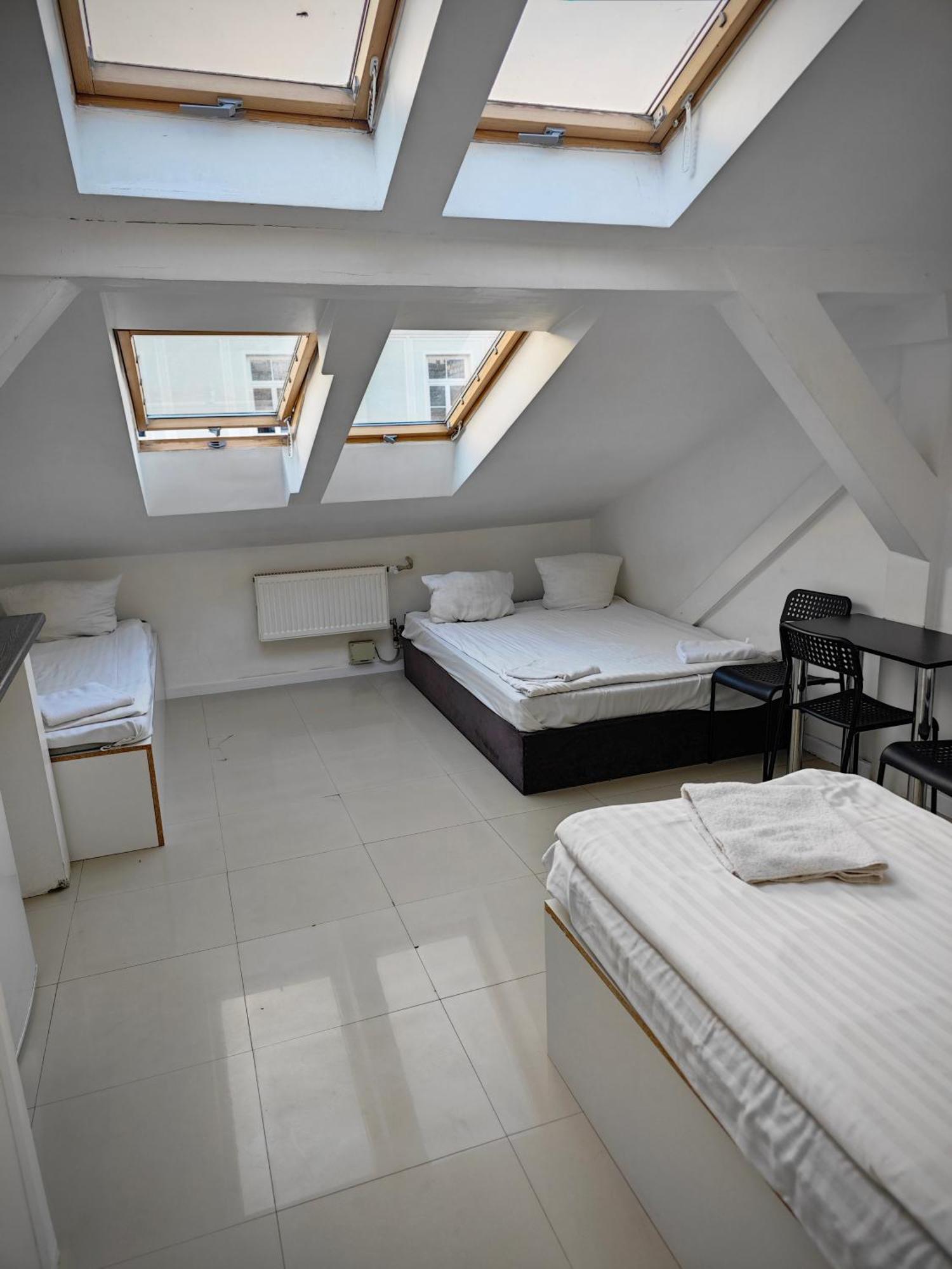 Apartamenty Hoza Attic Studio Warszawa Rum bild