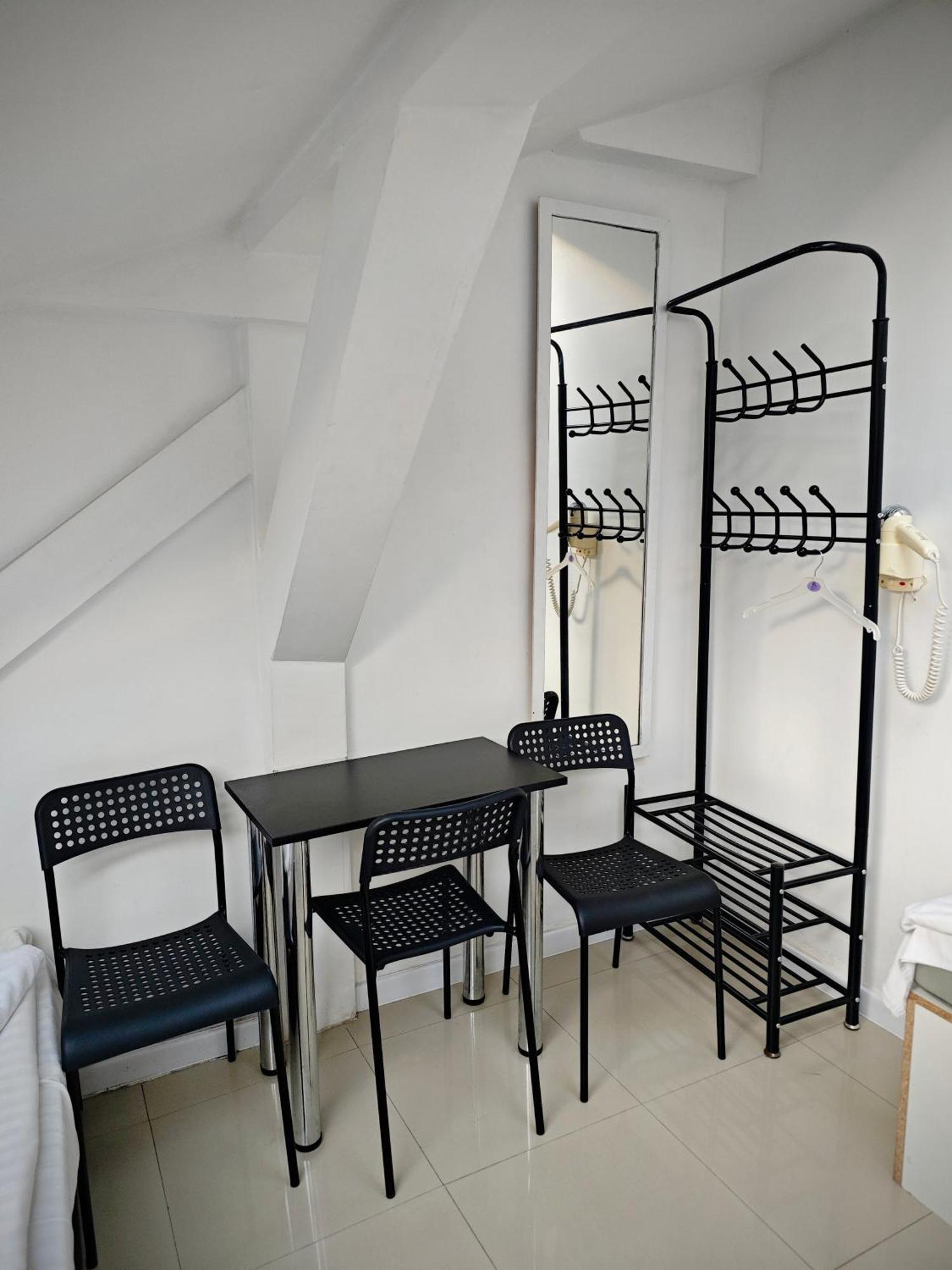 Apartamenty Hoza Attic Studio Warszawa Rum bild
