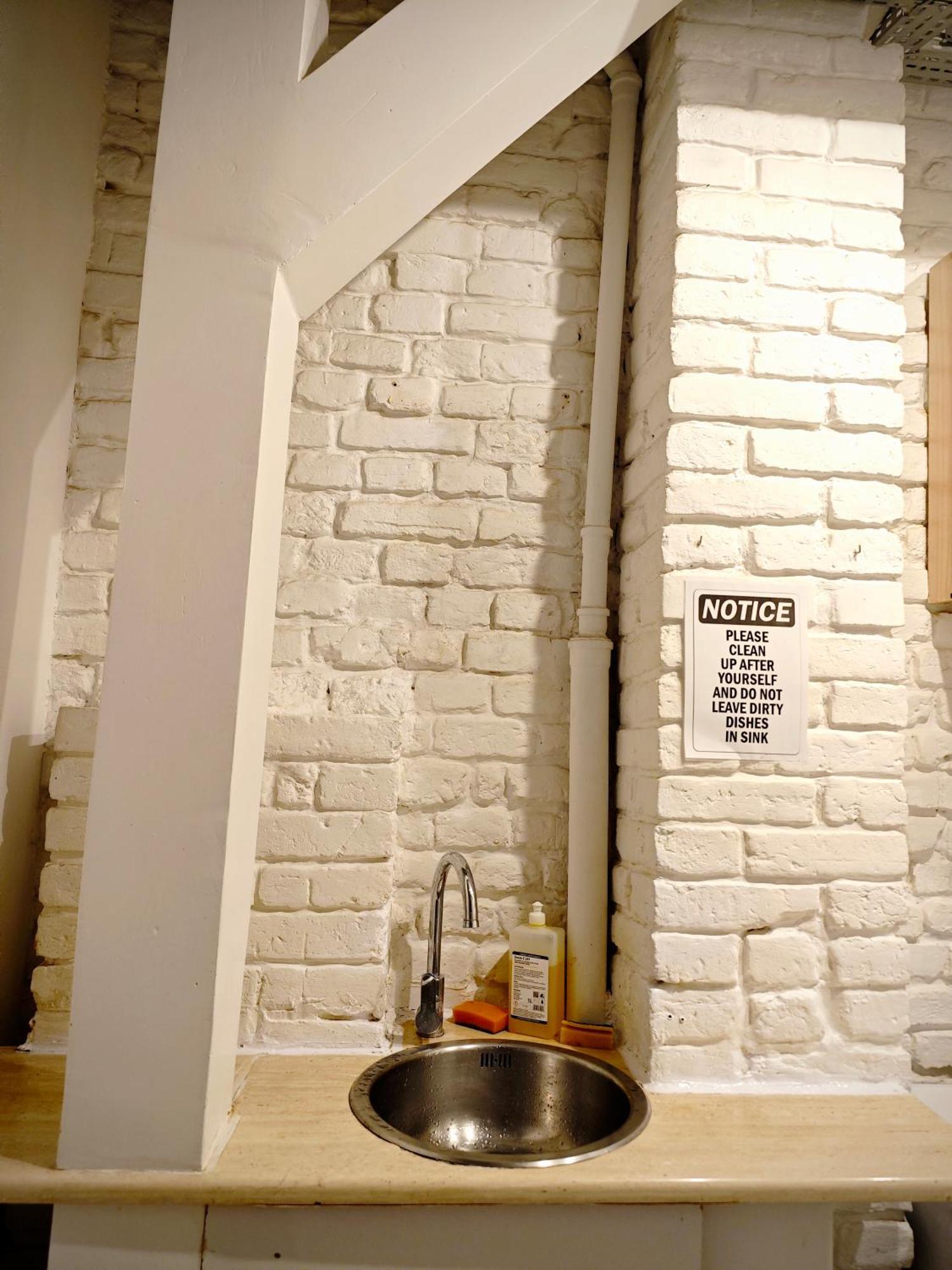 Apartamenty Hoza Attic Studio Warszawa Exteriör bild